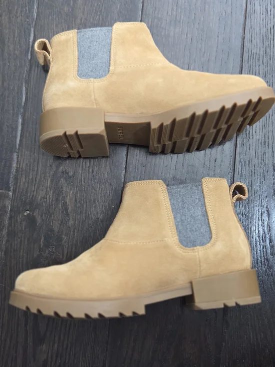 Sorel Women's Tan Suede Chelsea Booties - Picture 5 of 7